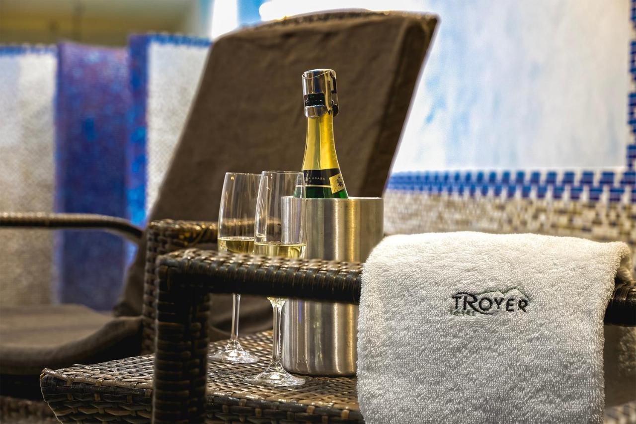 Hotel Troyer Trojanovice Extérieur photo