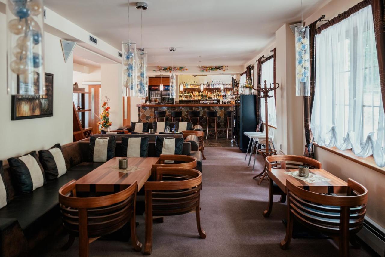 Hotel Troyer Trojanovice Extérieur photo