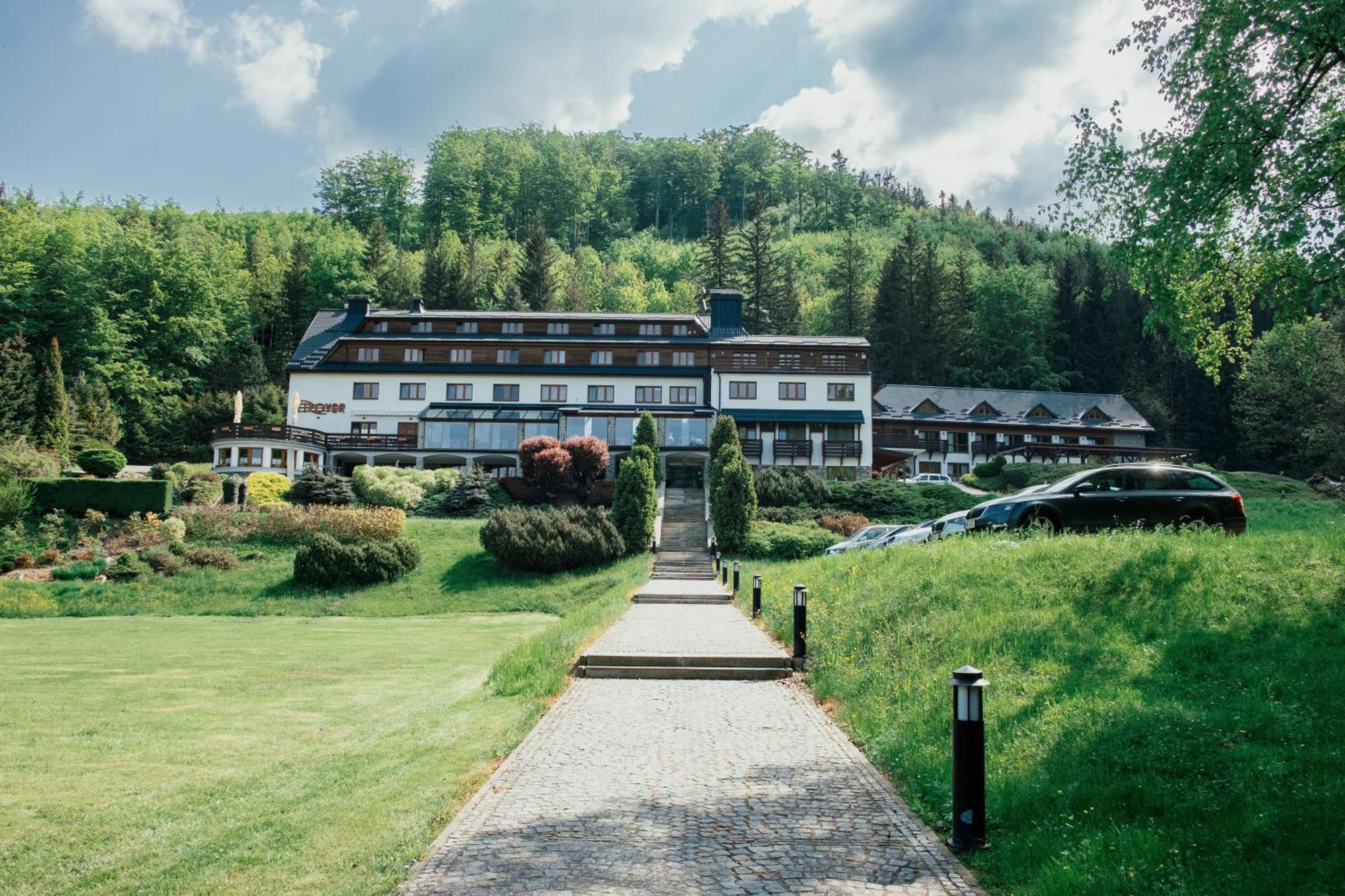 Hotel Troyer Trojanovice Extérieur photo